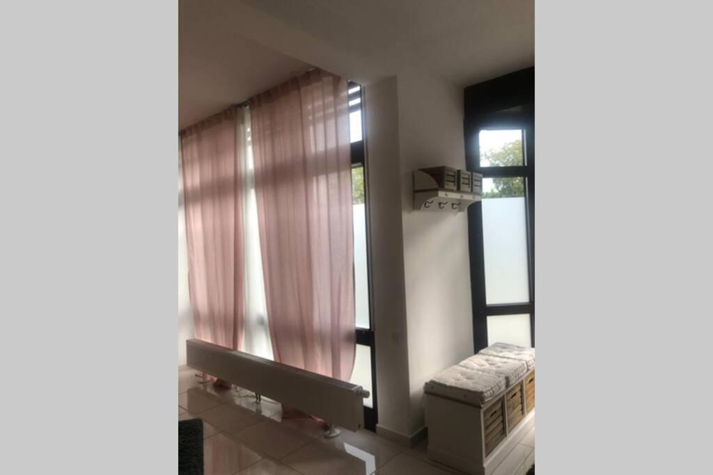 Stadtsuite Mit Sauna In Wiener Neustadt 135 M2 Eksteriør bilde