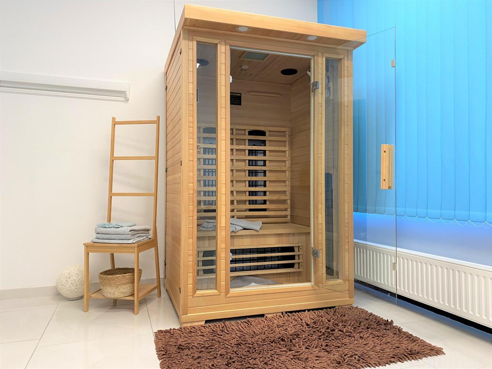Stadtsuite Mit Sauna In Wiener Neustadt 135 M2 Eksteriør bilde