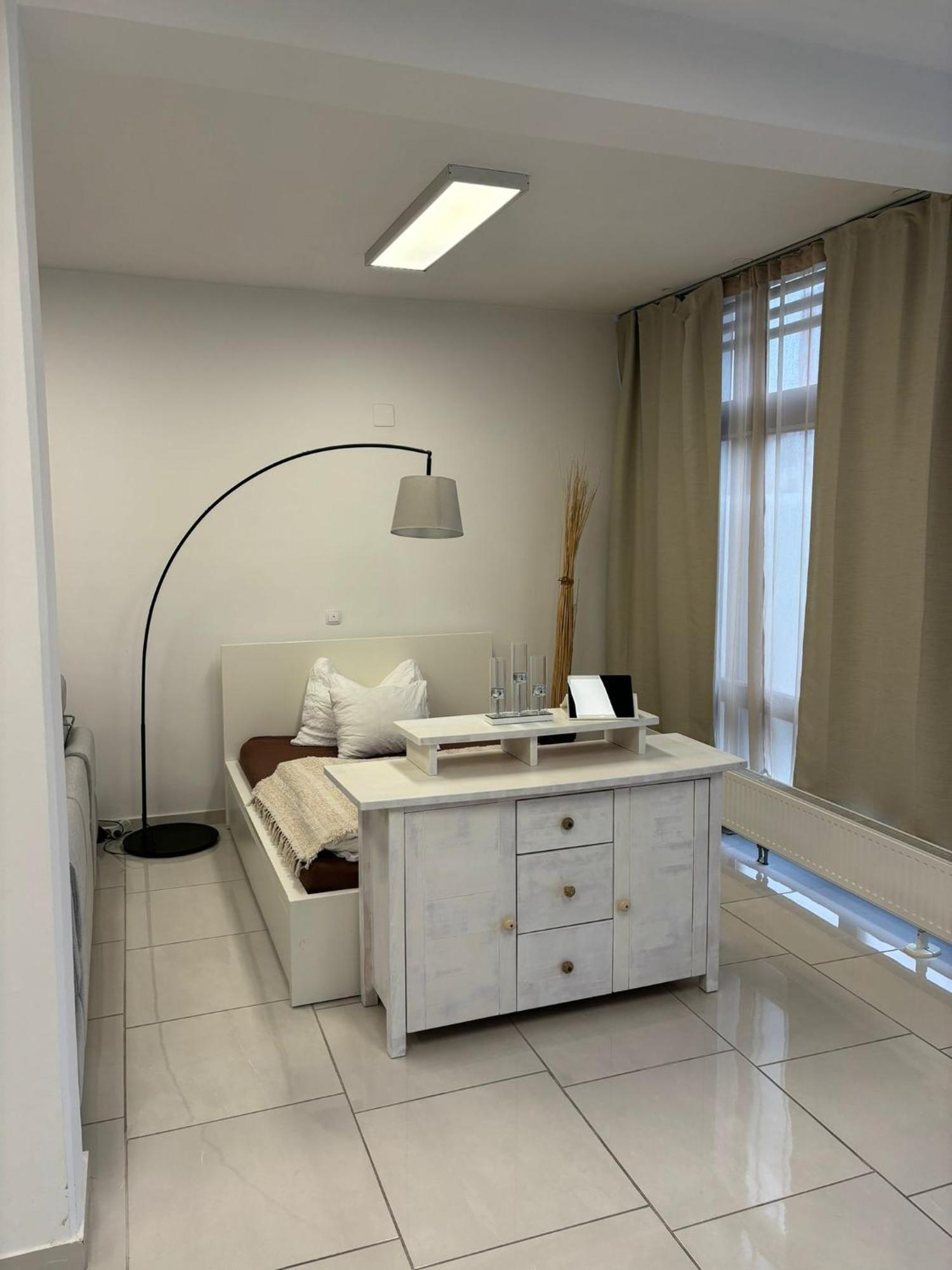 Stadtsuite Mit Sauna In Wiener Neustadt 135 M2 Eksteriør bilde