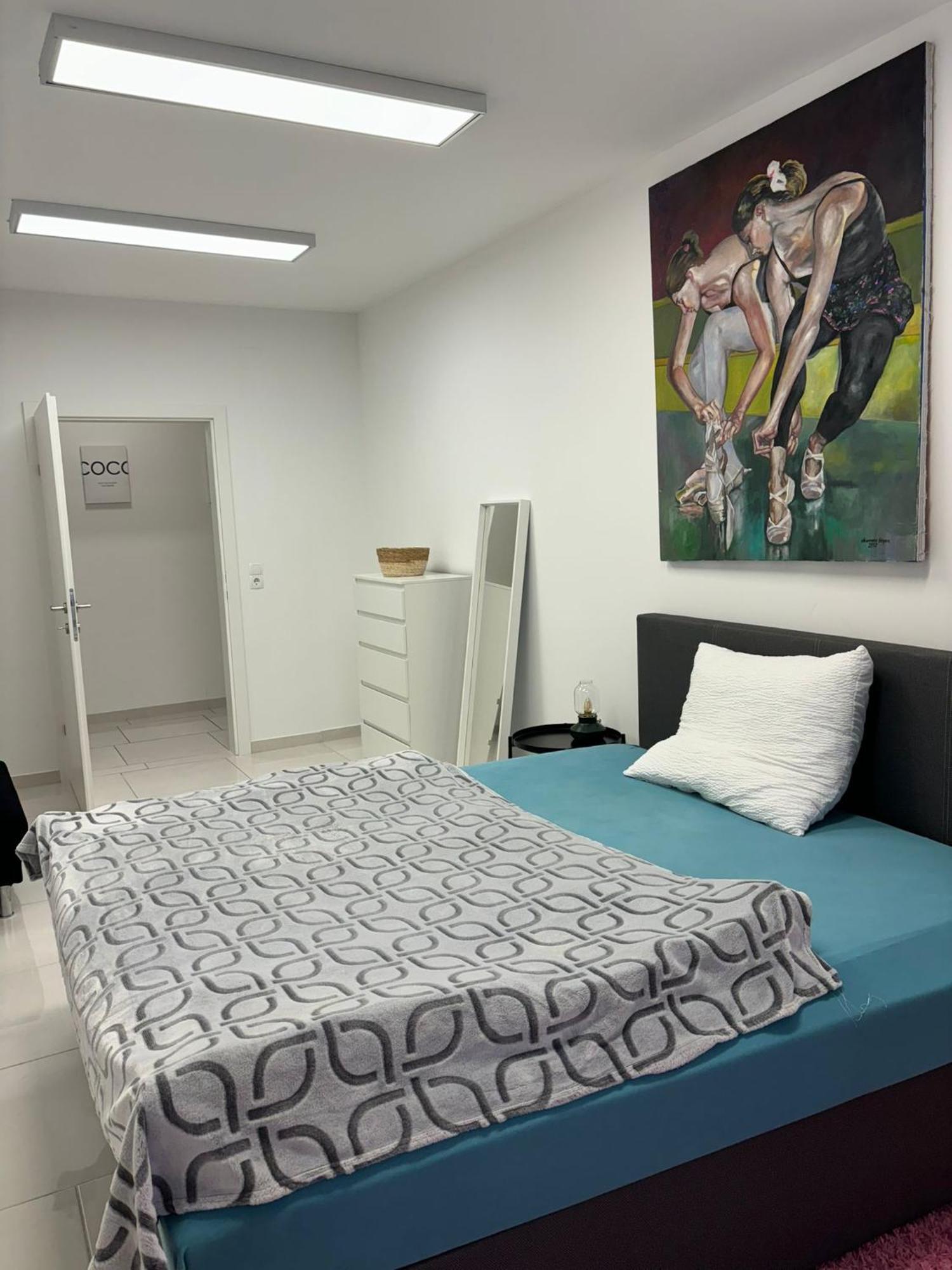Stadtsuite Mit Sauna In Wiener Neustadt 135 M2 Eksteriør bilde