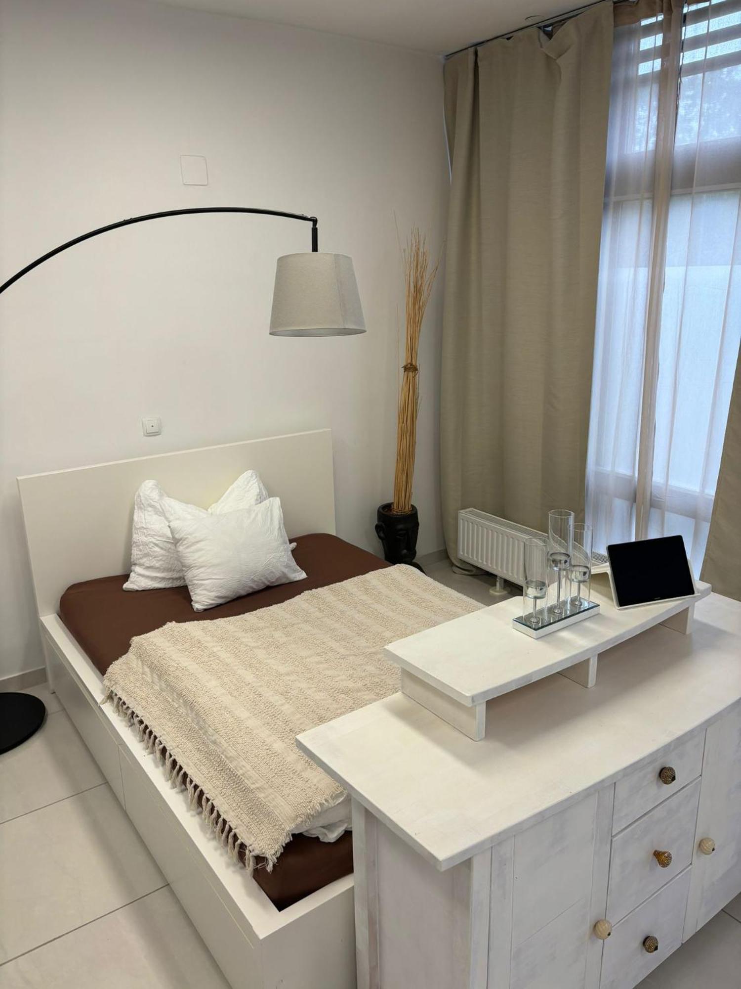 Stadtsuite Mit Sauna In Wiener Neustadt 135 M2 Eksteriør bilde